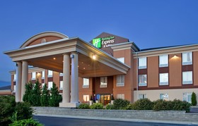 Holiday Inn Express Hotel & Suites Lawrence