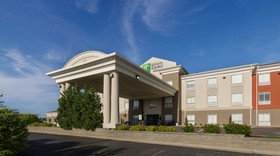 Holiday Inn Express Hotel & Suites Lawrence