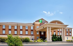 Holiday Inn Express Hotel & Suites Lawrence