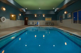 Holiday Inn Express Hotel & Suites Lawrence