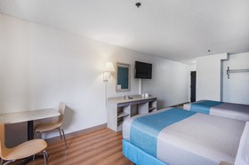 Motel 6 Lawrence