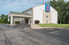 Motel 6 Lawrence