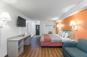 Motel 6 Lawrence