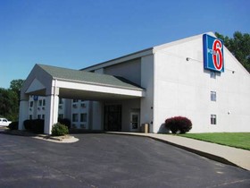 Motel 6 Lawrence