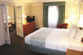 La Quinta Inn by Wyndham Kansas City Lenexa