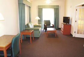 La Quinta Inn by Wyndham Kansas City Lenexa