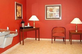 Studio 6 Lenexa, KS - Overland Park