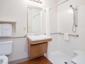 Woodspring Suites Kansas City Lenexa
