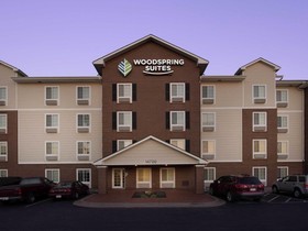 Woodspring Suites Kansas City Lenexa
