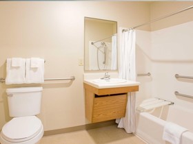 Woodspring Suites Kansas City Lenexa