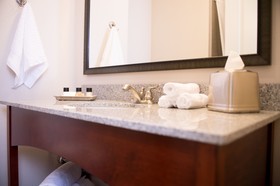 Bluemont Hotel