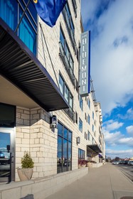 Bluemont Hotel