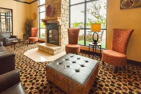 Comfort Suites