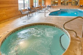 Comfort Suites