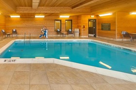 Comfort Suites