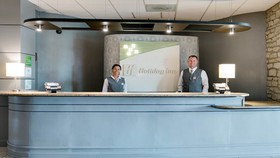 Holiday Inn Manhattan at The Campus
