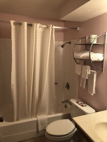 Executive Inn
