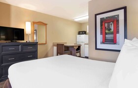 Extended Stay America Kansas City Shawnee Mission