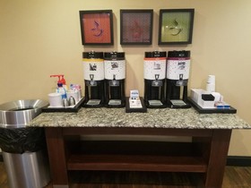 Hampton Inn & Suites Kansas City/Merriam