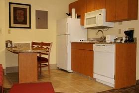 Hampton Inn & Suites Kansas City/Merriam