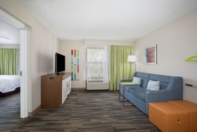 Hampton Inn & Suites Kansas City/Merriam