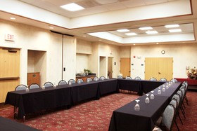 Hampton Inn & Suites Kansas City/Merriam