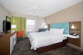 Hampton Inn & Suites Kansas City/Merriam