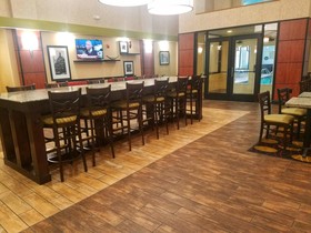 Hampton Inn & Suites Kansas City/Merriam