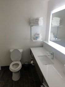 Hampton Inn & Suites Kansas City/Merriam