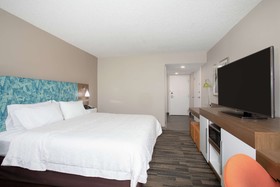 Hampton Inn & Suites Kansas City/Merriam