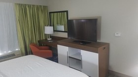 Hampton Inn & Suites Kansas City/Merriam
