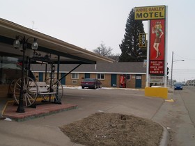 Annie Oakley Motel Oakley