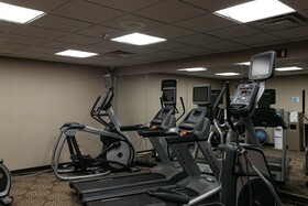 Holiday Inn Express & Suites Olathe North