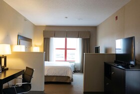 Holiday Inn Express & Suites Olathe North
