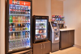 Holiday Inn Express & Suites Olathe West