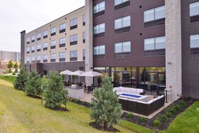Holiday Inn Express & Suites Olathe West