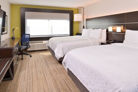 Holiday Inn Express & Suites Olathe West