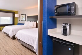 Holiday Inn Express & Suites Olathe West