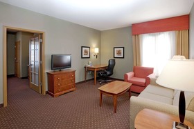 La Quinta Inn & Suites by Wyndham Olathe