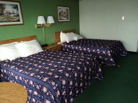 Knights Inn Ottawa