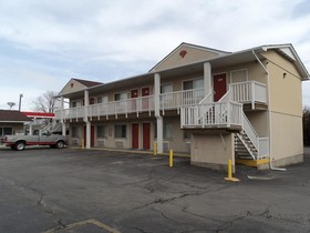 Knights Inn Ottawa