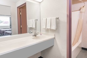 Knights Inn Ottawa