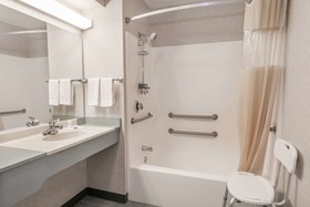 Knights Inn Ottawa
