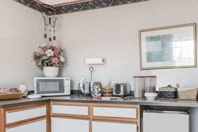 Knights Inn Ottawa