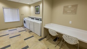 Candlewood Suites Overland Park - W 135th St.