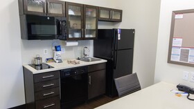 Candlewood Suites Overland Park - W 135th St.