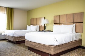 Candlewood Suites Overland Park - W 135th St.