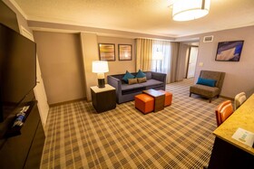 Embassy Suites Kansas City Overland Park