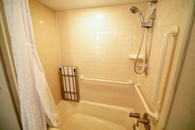 Embassy Suites Kansas City Overland Park