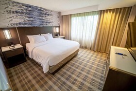 Embassy Suites Kansas City Overland Park